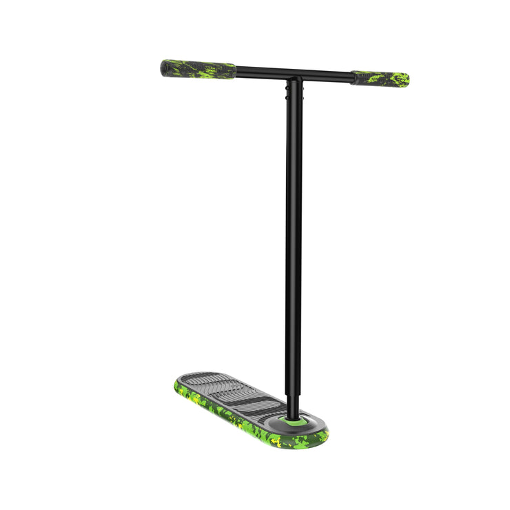 Trampoline trick scooter INDO PRO V2 Green Mamba, designed for 360º tricks, featuring adjustable handlebars and a dual-layer deck.
